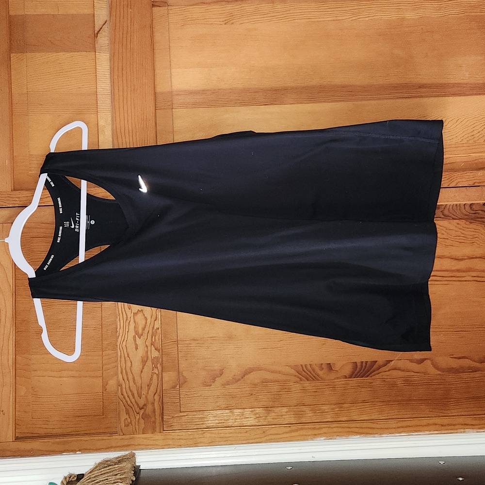 Nike dri fit tank
